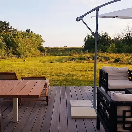 Nyaraló House On Large Terrain Between Beach & Salt Marshe *